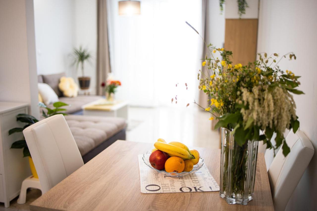 Apartmani Lelu Pridraga ภายนอก รูปภาพ