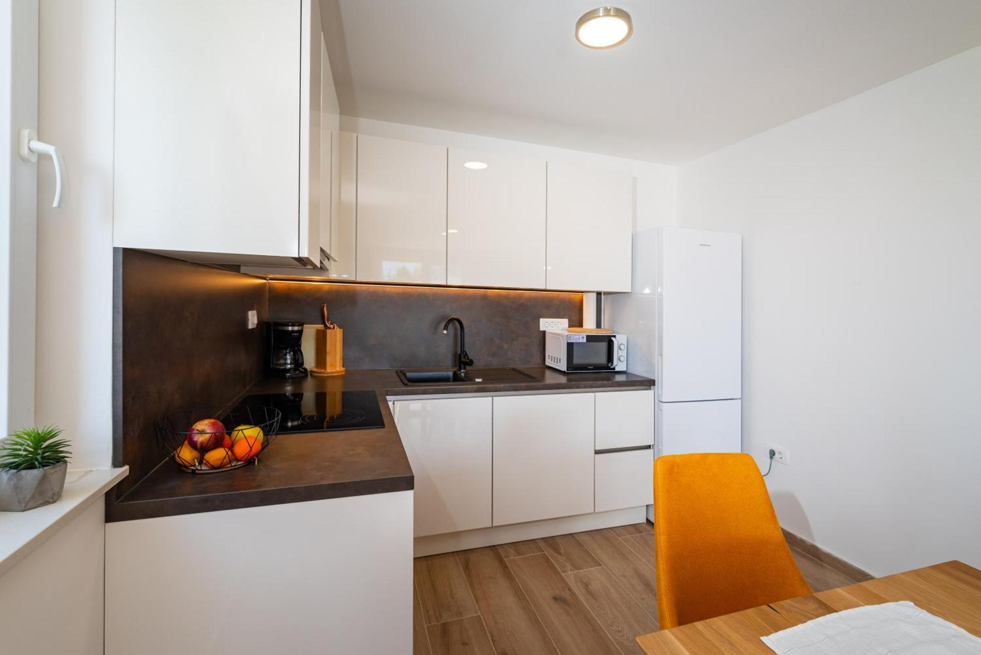 Apartmani Lelu Pridraga ภายนอก รูปภาพ