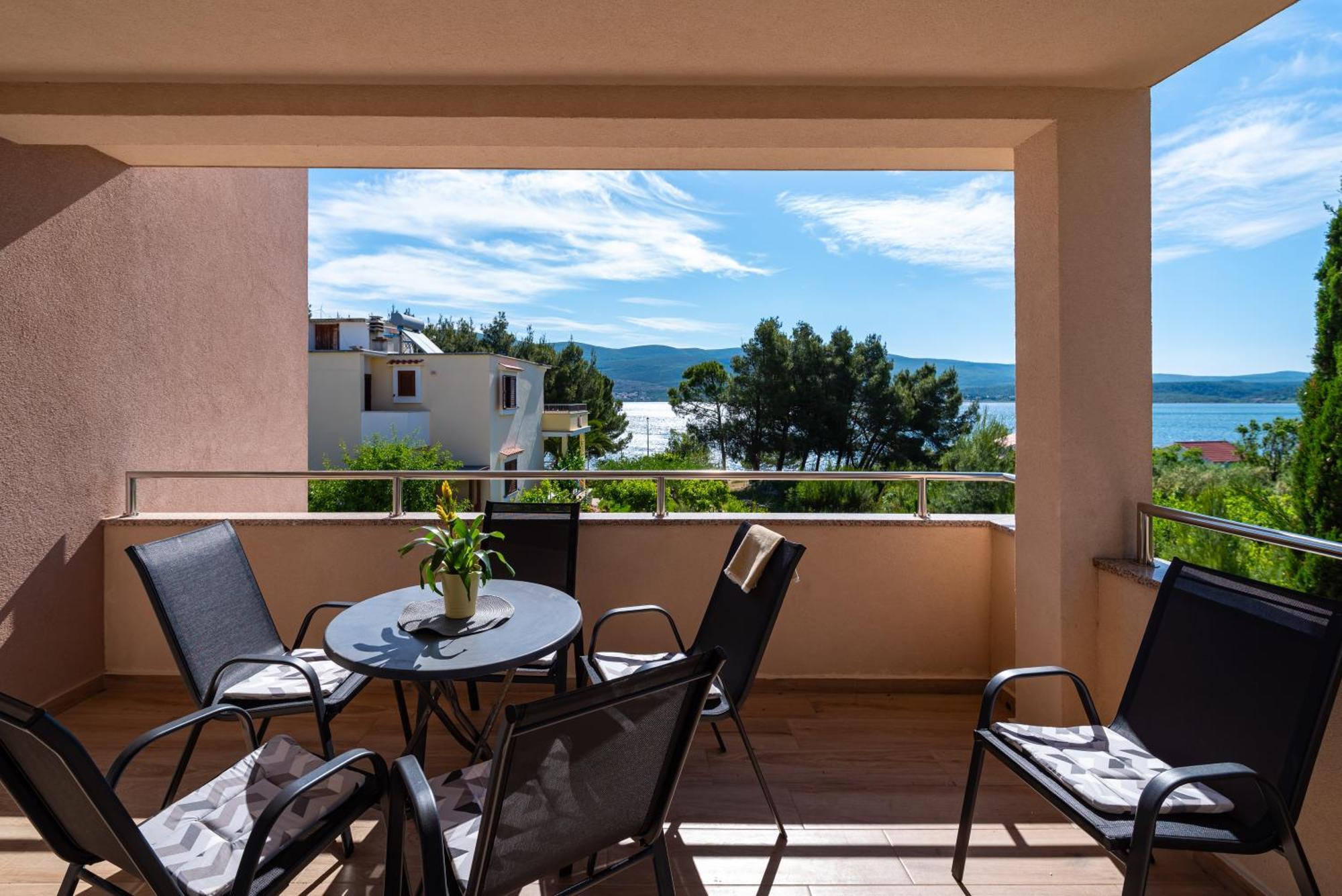 Apartmani Lelu Pridraga ภายนอก รูปภาพ